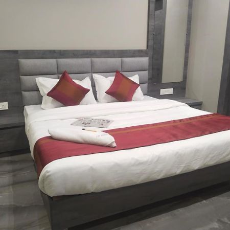 Hotel Dolly Siliguri Esterno foto
