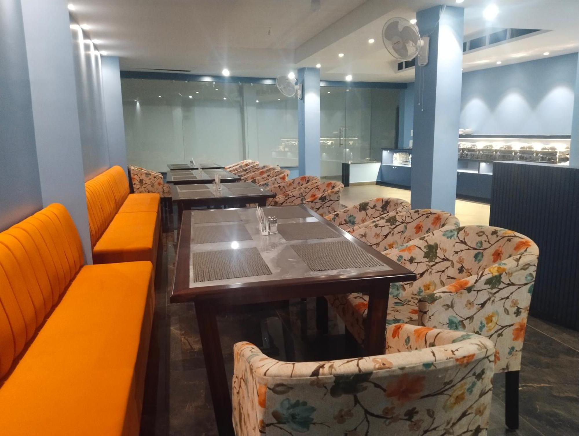 Hotel Dolly Siliguri Esterno foto