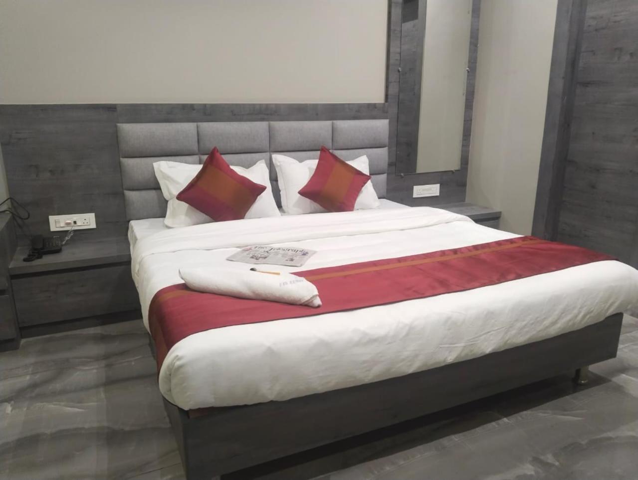 Hotel Dolly Siliguri Esterno foto