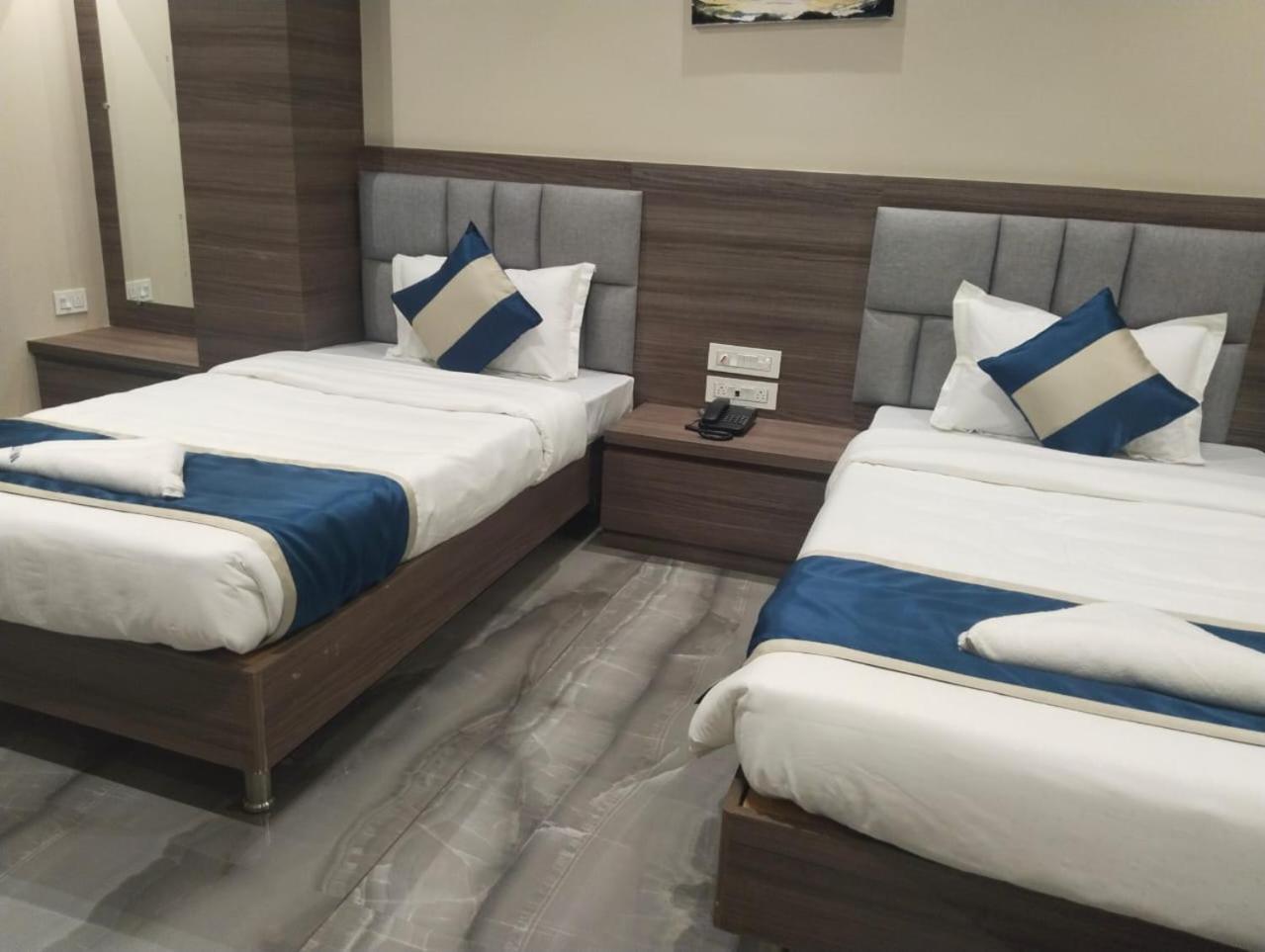Hotel Dolly Siliguri Esterno foto